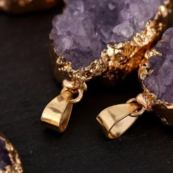 1 pc Natural Irregular Amethyst Rock Size XS Healing Crystal Gemstone Pendant - Picture 1 of 11